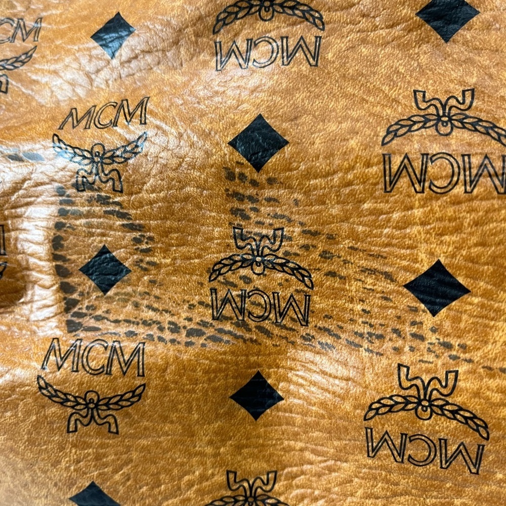 MCM COGNAC VISETOS DRAWSTRING BAG - Picture 8 of 16
